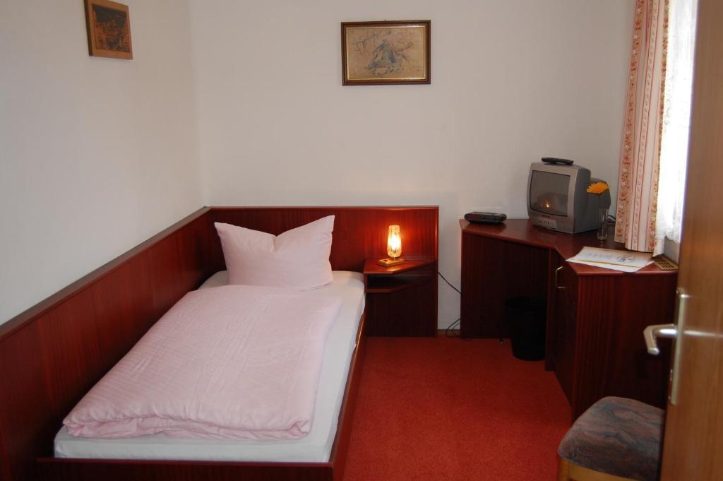 Rennstieg-Hotel Rettelbusch Kammerforst Bilik gambar